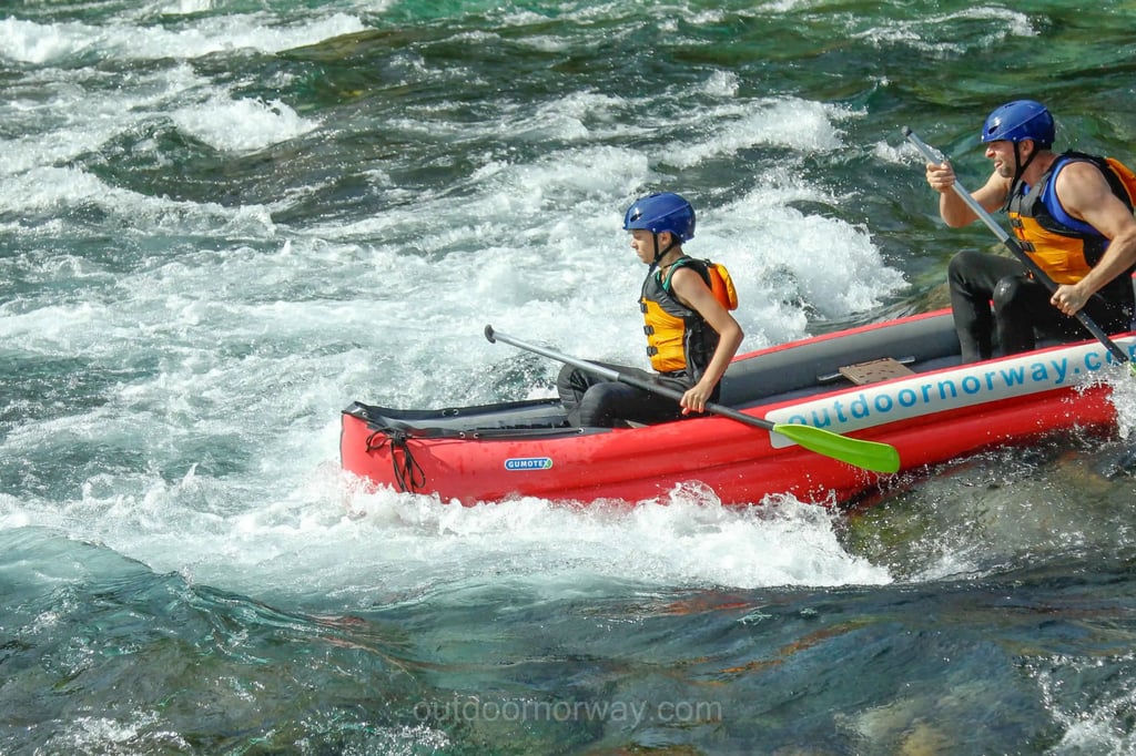 RIVER CANOE 2025 01 (1)