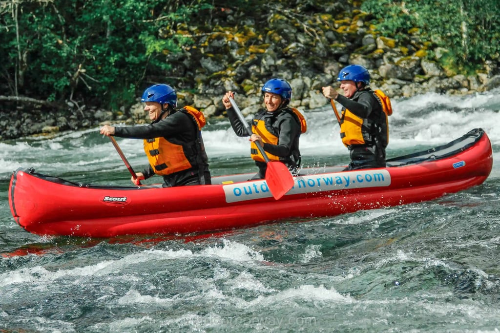 RIVER CANOE 2025 01 (4)