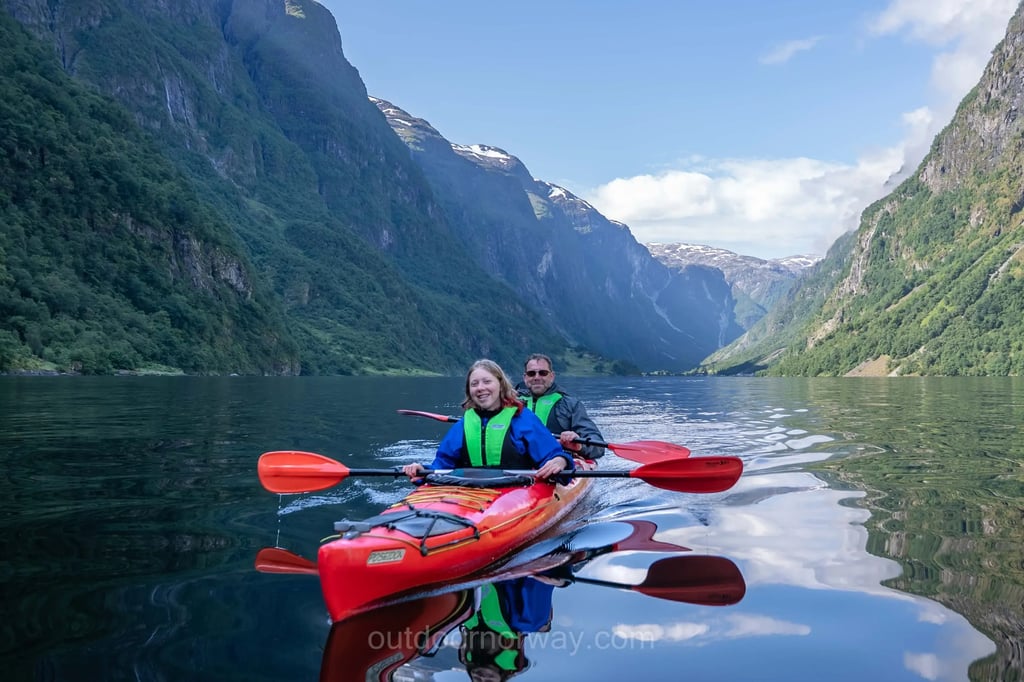 FJORD KAYAK IN NEROYFJORD 2025 01