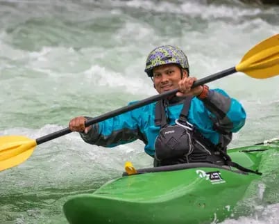 Anup paddling