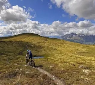 2023-EMTB-DIE GROSSE TRAVERSE-04