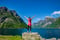 Frauen-Hjørundfjord-Yoga-Retreat