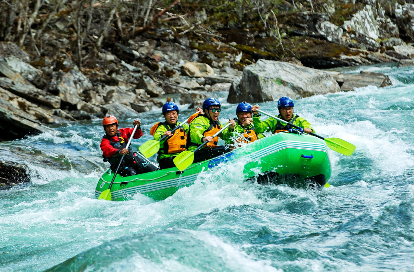 WILDWASSER-RAFTING AB VOSS – SCHWIERIGKEITSGRAD 3