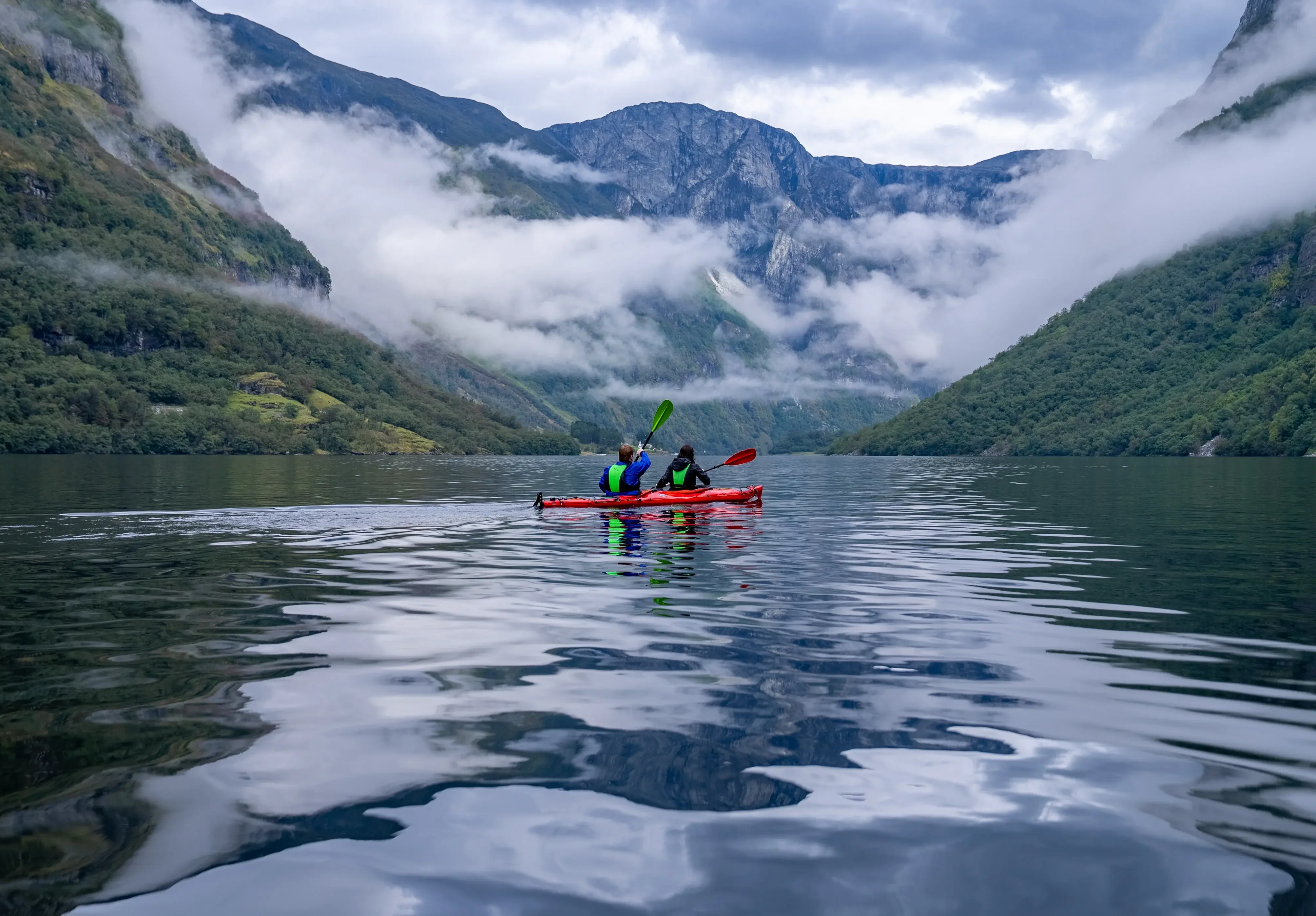 Kajakfahren im Fjord _ 3-Tages-Herbstpaket-9